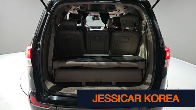 2016 KG Mobility Korando Turismo - Thumbnail 16