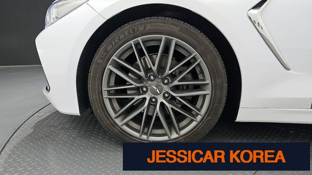 2018 Genesis G70 - Thumbnail 4