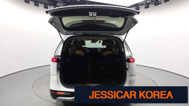 2023 Kia Carnival 4th Gen - Thumbnail 19