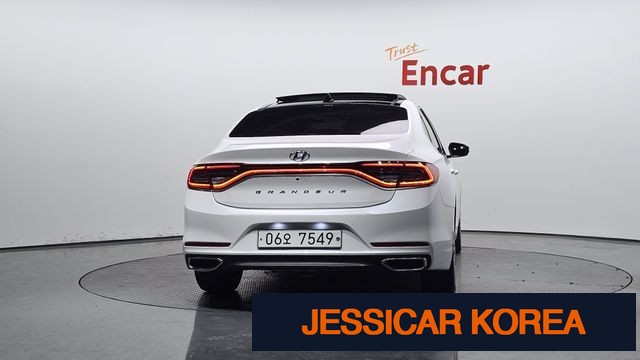 2018 Hyundai Grandeur IG - Thumbnail 15