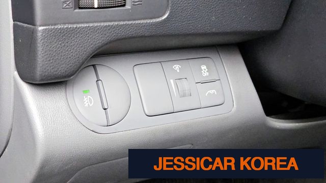 2016 Hyundai Grand Starex - Thumbnail 7