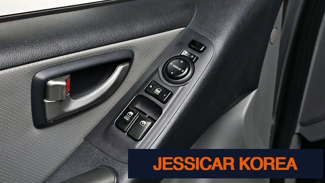 2016 Hyundai Grand Starex - Thumbnail 18