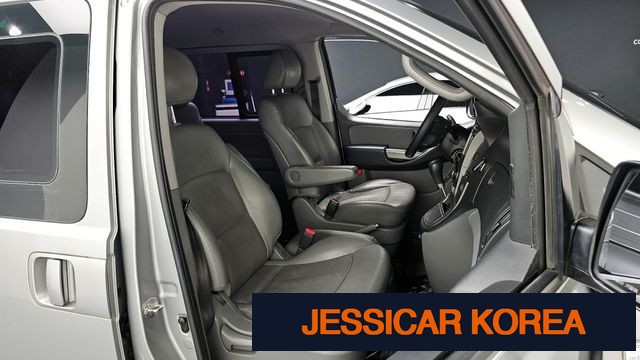 2016 Hyundai Grand Starex - Thumbnail 20