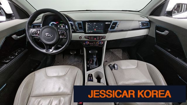 2017 Kia Niro - Thumbnail 10