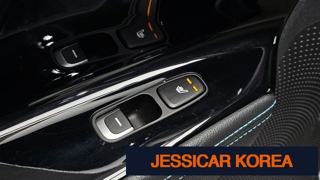 2017 Kia Niro - Thumbnail 12