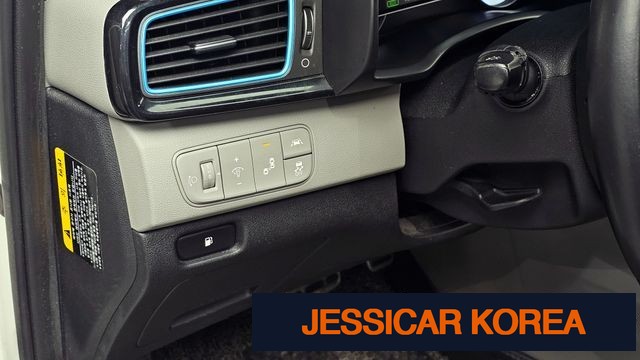 2017 Kia Niro - Thumbnail 17