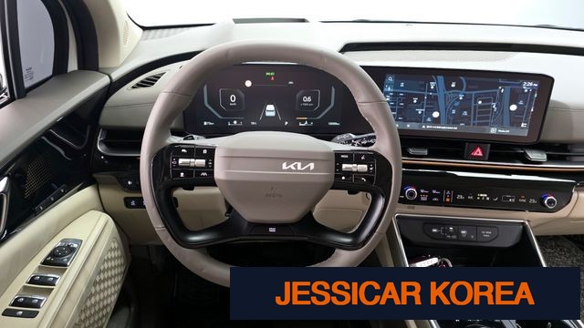 2025 Kia The New Carnival 4th generation - Thumbnail 9