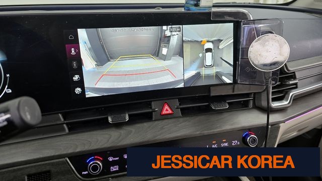 2022 Kia Sportage 5th generation hybrid - Thumbnail 2