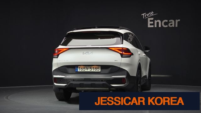 2022 Kia Sportage 5th generation hybrid - Thumbnail 5