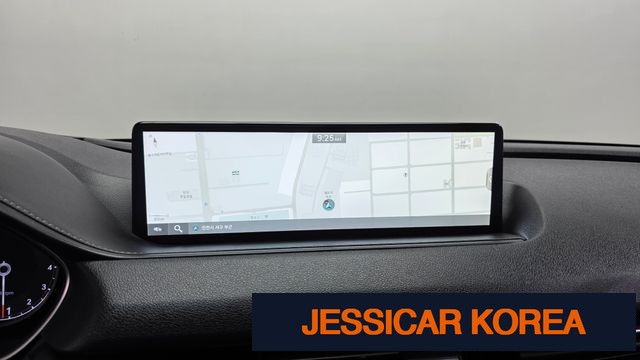 2022 Genesis G80 (RG3) - Thumbnail 8