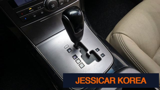 2011 Kia Opirus Premium - Thumbnail 5