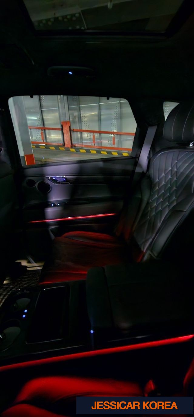 2025 Genesis GV80 - Thumbnail 9