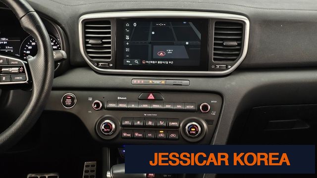 2021 Kia Sportage the bold - Thumbnail 2