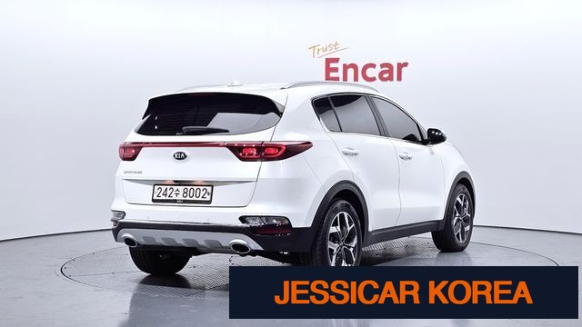 2021 Kia Sportage the bold - Thumbnail 8