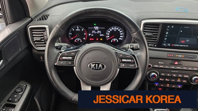 2021 Kia Sportage the bold - Thumbnail 12