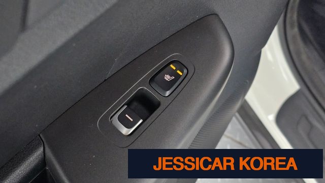 2021 Kia Sportage the bold - Thumbnail 17