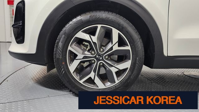 2021 Kia Sportage the bold - Thumbnail 20