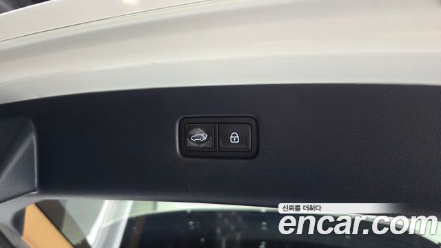 2020 Genesis GV80 - Thumbnail 17