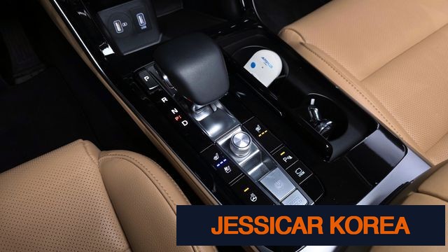 2021 Kia K7 Premier Hybrid - Thumbnail 18