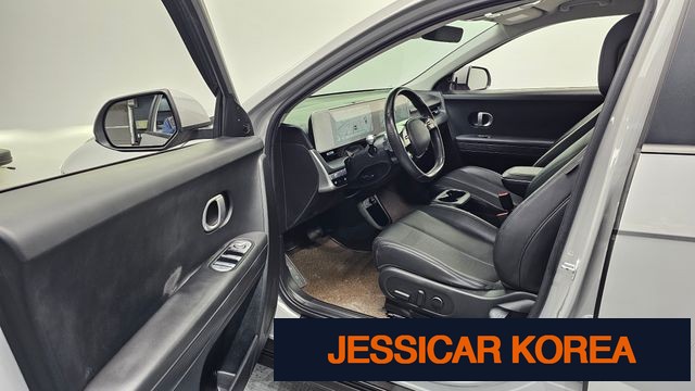 2023 Hyundai Ioniq 5 - Thumbnail 9