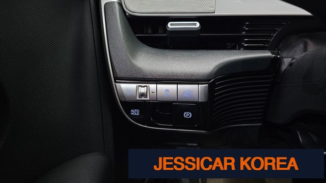 2023 Hyundai Ioniq 5 - Thumbnail 11