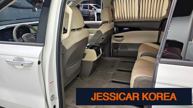 2022 Kia Carnival 4th Gen - Thumbnail 9