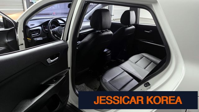 2018 Kia stonic - Thumbnail 9