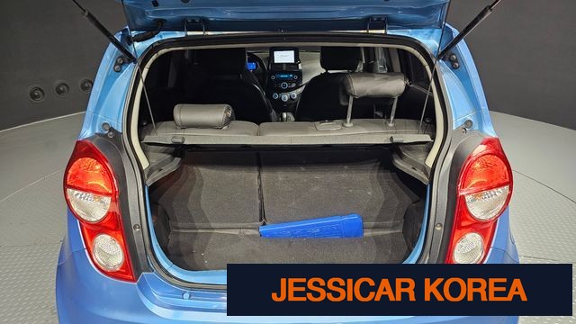 2014 Chevrolet Spark - Thumbnail 4