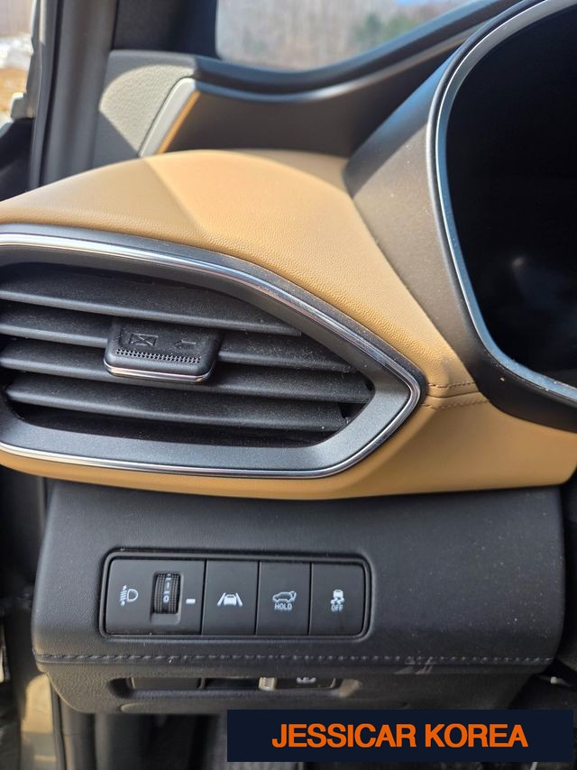 2021 Hyundai The New Santa Fe - Thumbnail 7