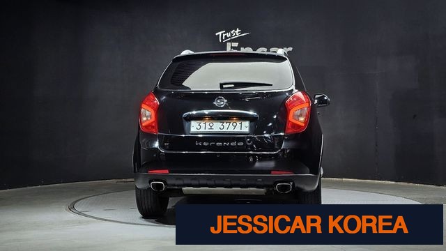 2015 KG Mobility New Korando C - Thumbnail 6