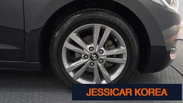 2016 Hyundai Avante AD - Thumbnail 7