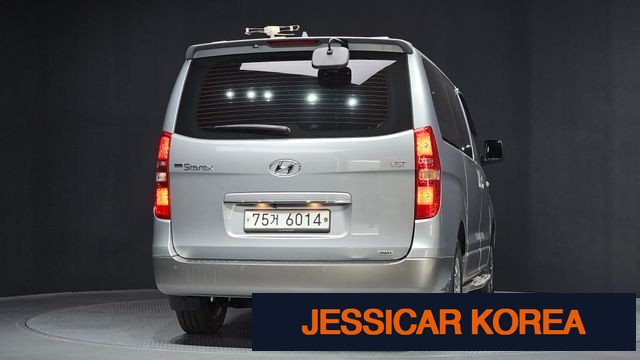 2018 Hyundai Grand Starex - Thumbnail 11