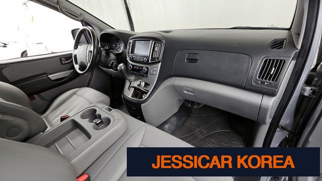 2018 Hyundai Grand Starex - Thumbnail 17