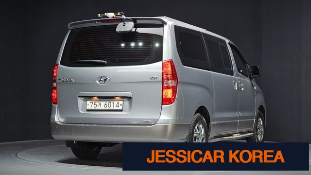 2018 Hyundai Grand Starex - Thumbnail 19