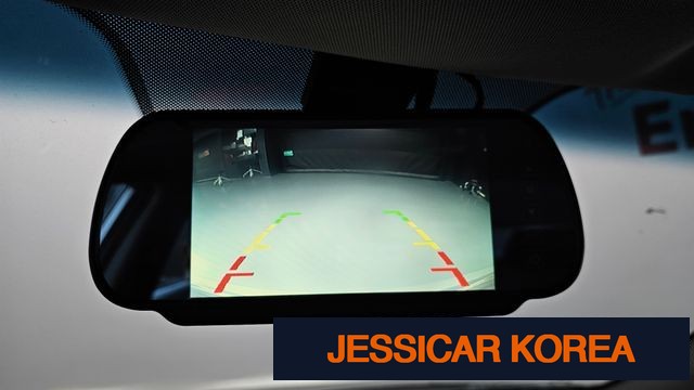 2011 Kia K5 - Thumbnail 3