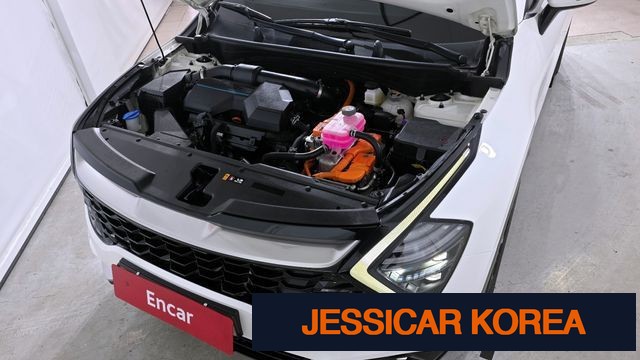 2022 Kia Sportage 5th generation hybrid - Thumbnail 2