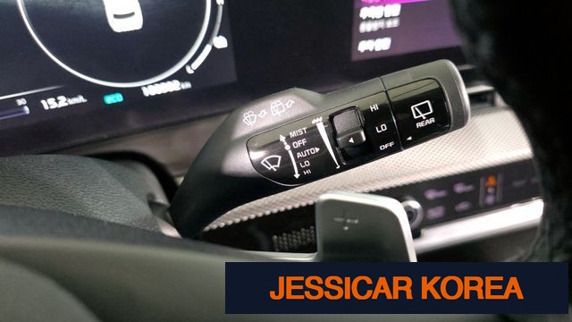 2022 Kia Sportage 5th generation hybrid - Thumbnail 3