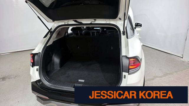 2022 Kia Sportage 5th generation hybrid - Thumbnail 4