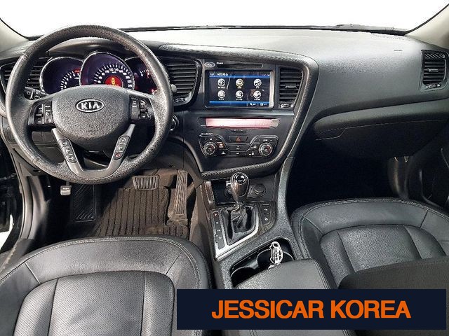 2011 Kia K5 - Thumbnail 18
