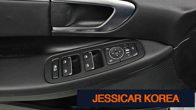 2021 Hyundai Sonata (DN8) - Thumbnail 3