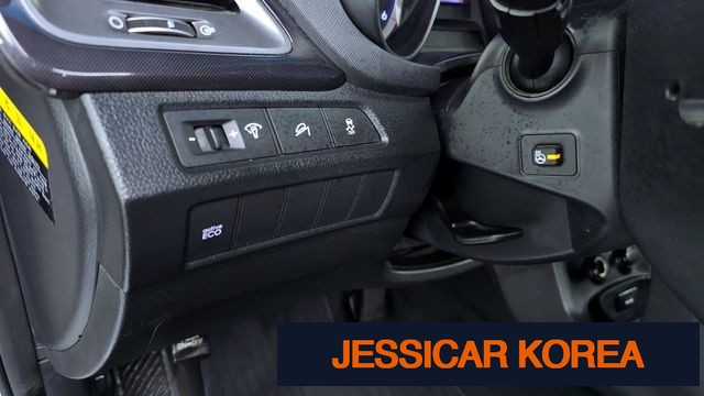 2015 Hyundai Santa Fe DM - Thumbnail 6