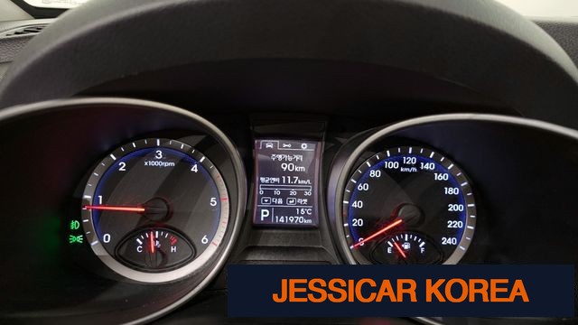 2015 Hyundai Santa Fe DM - Thumbnail 7