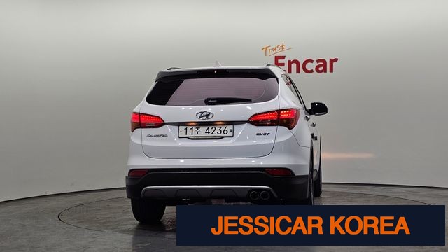 2015 Hyundai Santa Fe DM - Thumbnail 11