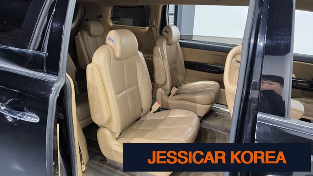 2016 Kia All New Carnival - Thumbnail 2