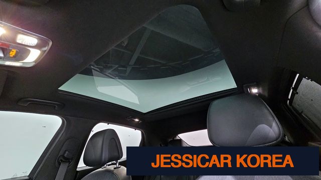 2022 Genesis GV60 - Thumbnail 3
