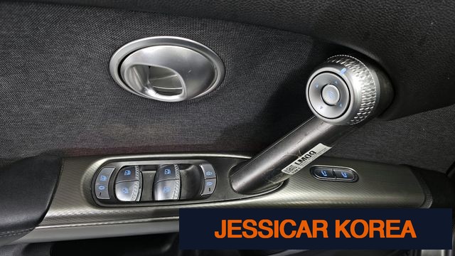 2022 Genesis GV60 - Thumbnail 20