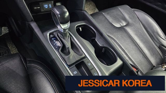 2019 Hyundai Santa Fe TM - Thumbnail 3