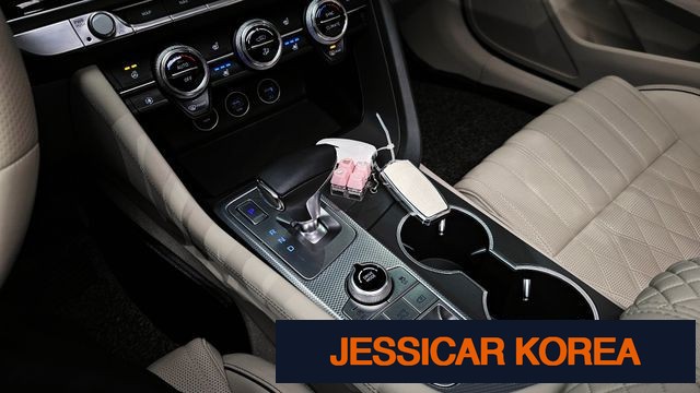 2023 Genesis The New G70 - Thumbnail 10