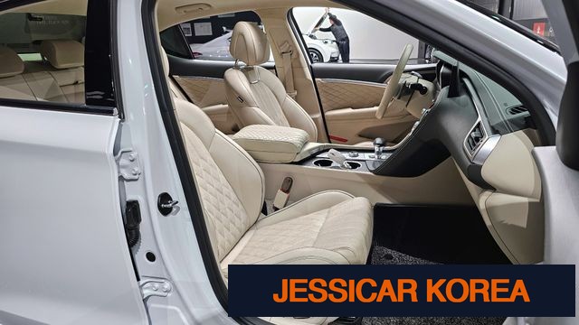 2023 Genesis The New G70 - Thumbnail 20