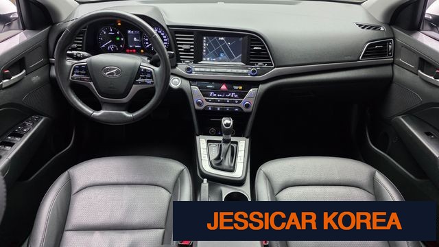 2017 Hyundai Avante AD - Thumbnail 11
